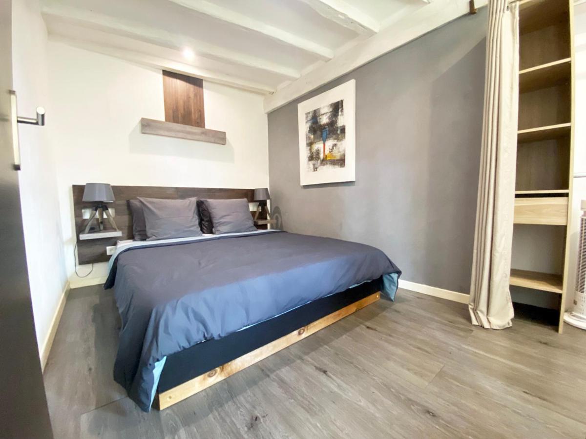 Wood Stone And Wine Apartment Beaune  Bagian luar foto