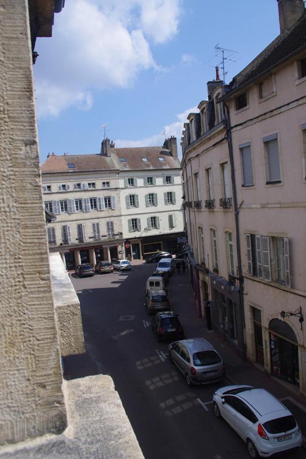 Wood Stone And Wine Apartment Beaune  Bagian luar foto